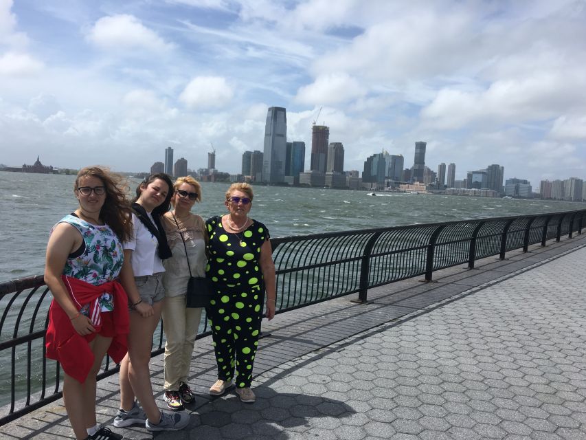 NYC: Private Personalized Tour with Driver and Guide - Price and value: what $490 per group really buys you