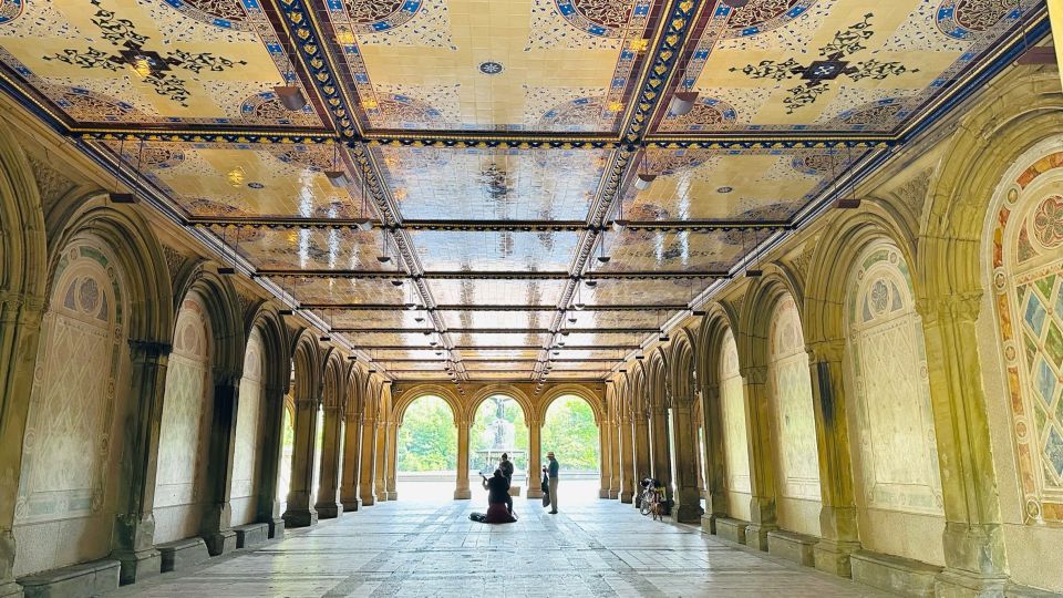 NYC: Private Tour Secrets of Central Park - Grand Army Plaza: The Start That Gives You Instant Perspective