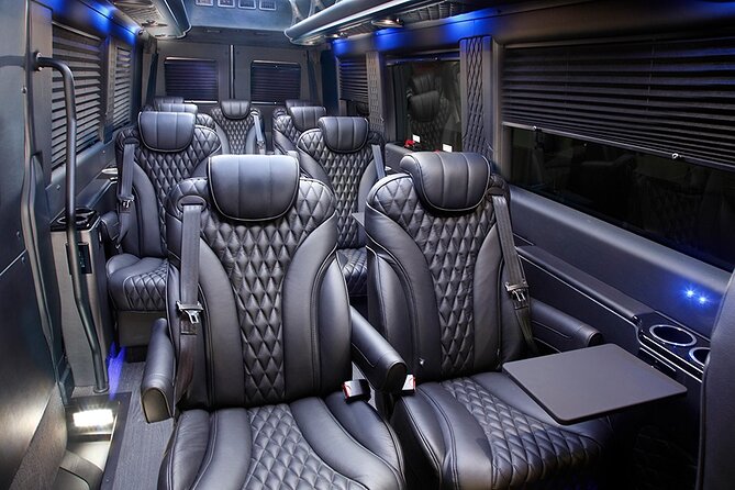 NYC Private Tour With Tour Guide-Stretch Limo, SUV Or Luxury Van - Getting Picked Up Anywhere in NYC (That Part Matters)