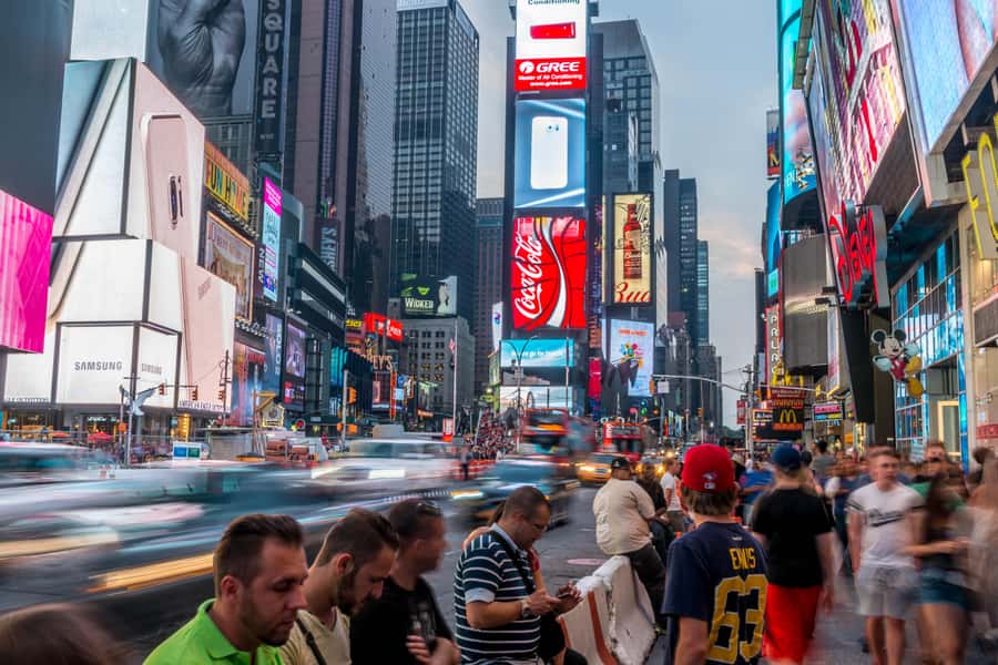 NYC Private Walking Tour with Professional Guide - Empire State Building area and Rockefeller Center: where the skyline stories actually land