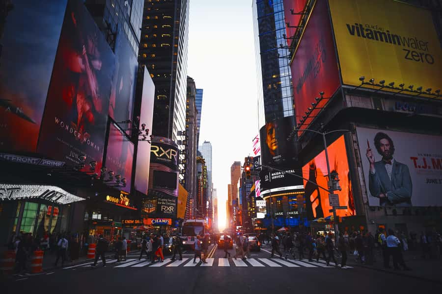 NYC Private Walking Tour with Professional Guide - Meeting point, pickup, and how the first 20 minutes set the tone
