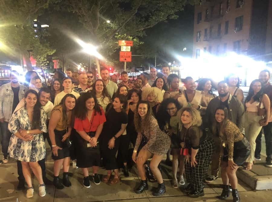 NYC Pub Crawl and Rooftop Clubbing Experience - Dress code and footwear rules you’ll want to take seriously