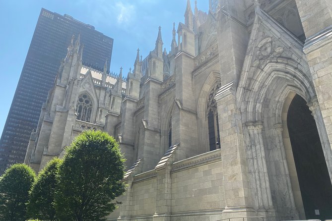 NYC: St. Patrick's Cathedral Official Self-Guided Audio Tour - Check-In on 5th Avenue: Security and the Start Button Problem