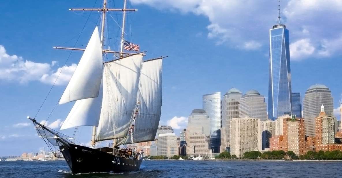NYC: Statue of Liberty Day Sail with Onboard Bar - The 90 minutes that pass fast: what you’ll see on the route