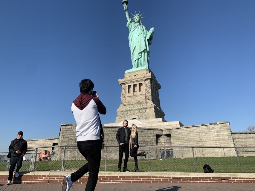 NYC: Statue of Liberty Guided Private Group or Family Tour - Statue of Liberty Highlights: History, Pedestal Learning, and the Original Torch