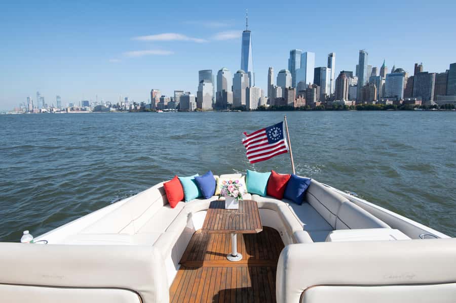 NYC: Statue of Liberty Private Yacht Tour - Open deck and 360-degree views: the difference between passing and seeing