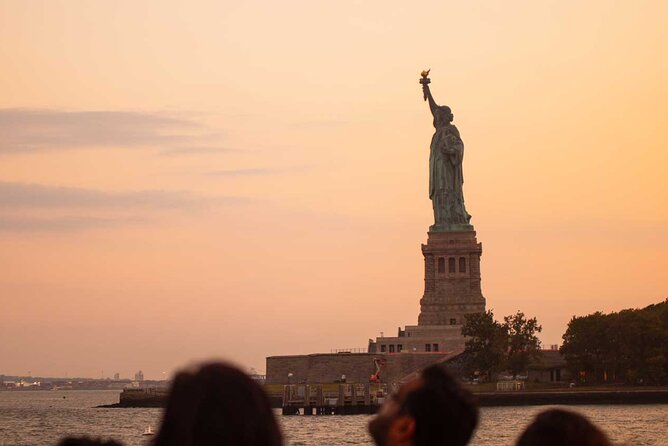 NYC Sunset Cruise Experience the City Twilight Magic - Pier 40 Check-In and Seat Strategy for Better Views