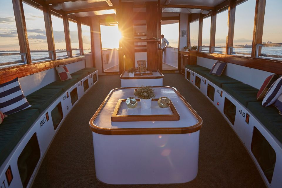 NYC: Sunset Cruise on a Small Yacht with a Drink - Why this 90-minute sunset cruise works in NYC timing-wise