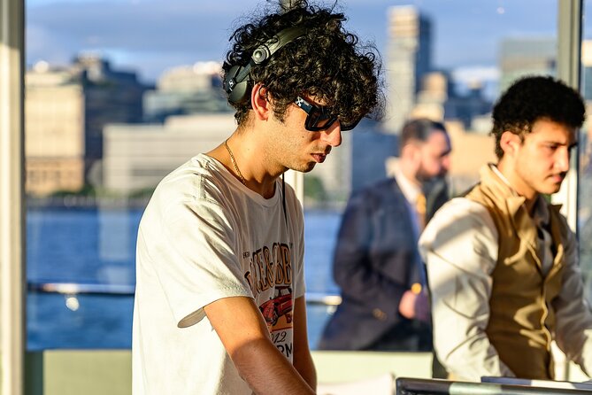 NYC Sunset Cruise with DJ, Skyline & Statue of Liberty - Snacks and cocktails: what’s included vs for purchase