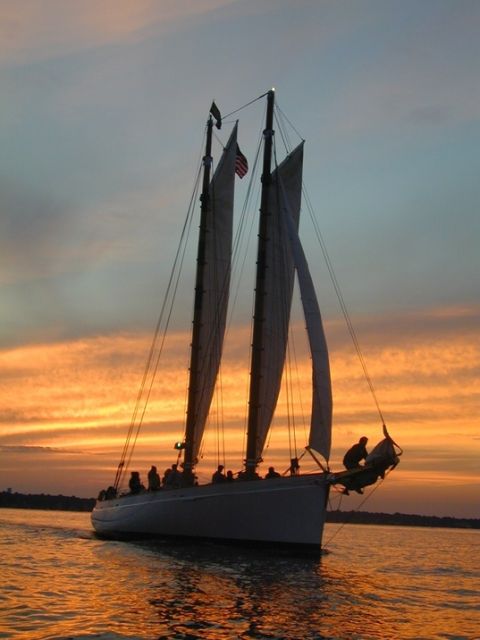 NYC: Sunset Sail Aboard Schooner Adirondack - Comfort, Drinks, and What to Pack for an Evening on Deck