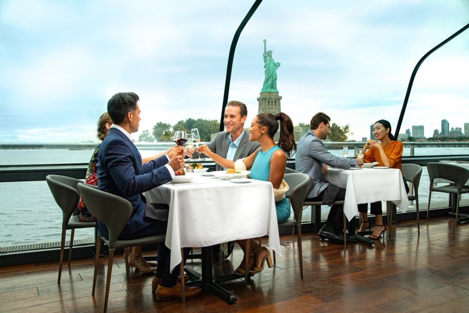 NYC: Thanksgiving Gourmet Lunch or Dinner Harbor Cruise - Key things that make this Thanksgiving cruise work