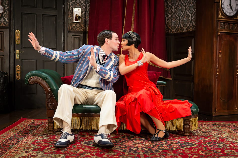 NYC: The Play That Goes Wrong Ticket at New World Stages - Why This Long-Running Broadway Comedy Still Pulls People In