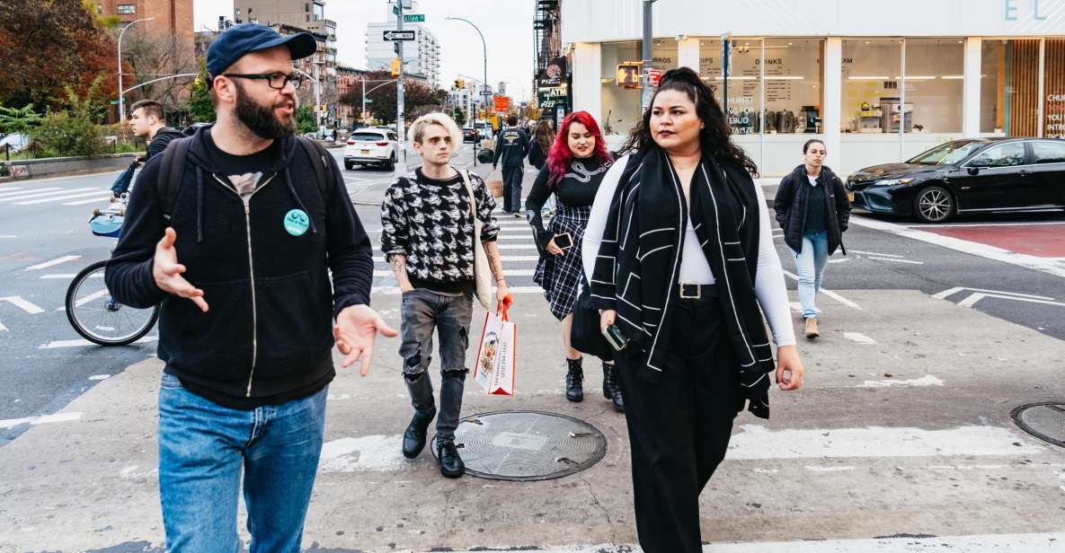 NYC: Traditional Immigrant Foods Guided Walking Tour - Kossar’s Bagels & Bialys and Economy Candy: comfort foods and old-school browsing