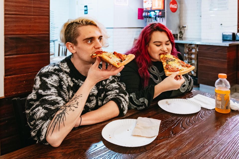 NYC: Traditional Immigrant Foods Guided Walking Tour - Nolita Pizza and Ferrara Bakery & Cafe: Italian heritage you can taste quickly