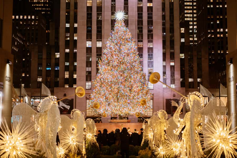 NYC: VIP Rockefeller Center Tour with Observation Deck Entry - VIP Lounge at 52 W 50th: start fast, start comfy