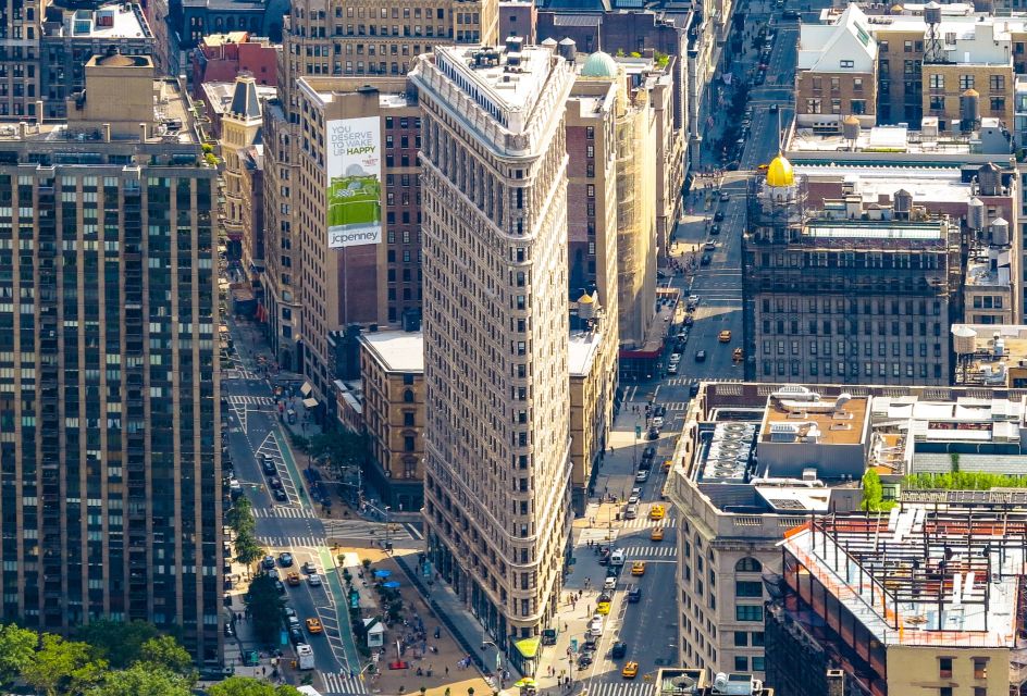 NYC: Walking Tour with Local Guide and 30+ Top NYC Sights - Flatiron District and Lower Manhattan: Architecture for People Who Get Bored Easily