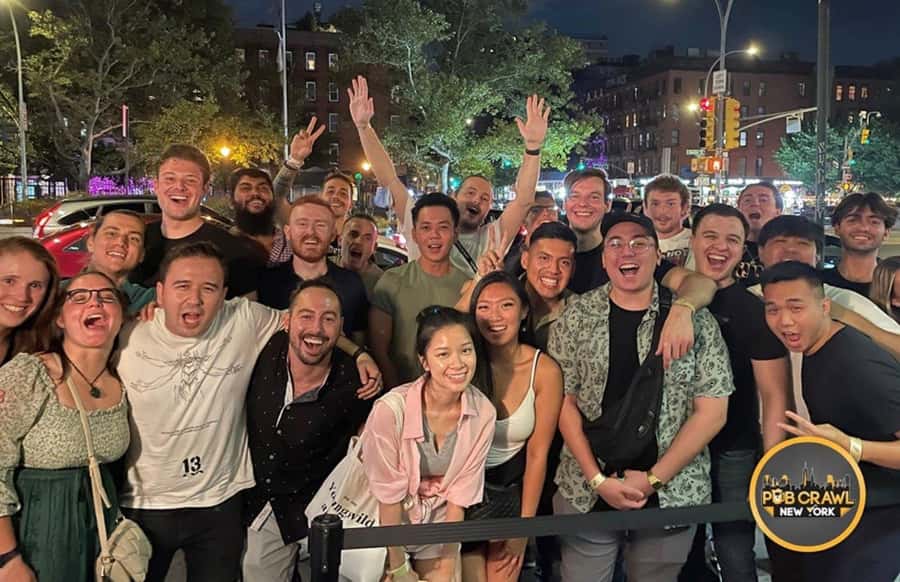 NYC West Village Pub Crawl Experience - A Wednesday West Village Night Plan in 3 Hours