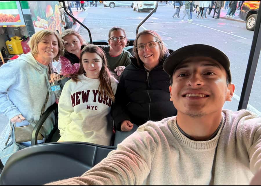 NYC:Midtown,Chelsea &West Village Guided City Tour by E-Cart - The guide factor: what “local storytelling” looks like here