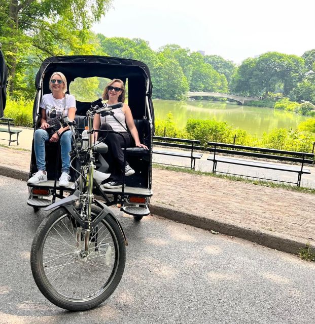 Official Pedicab Tours - Castles, reservoirs, and ponds: seeing variety without getting tired