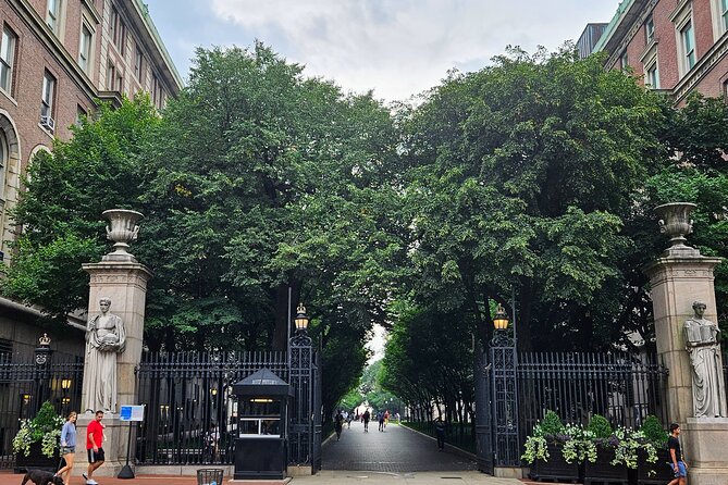 Oppenheimer in New York: Upper West Side Walking Tour - The Clarendon and William Randolph Hearst: neighborhood power and WWII-era echoes
