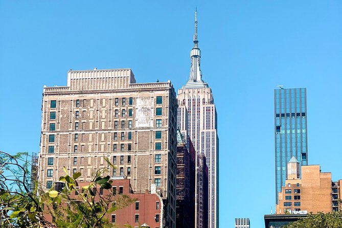 Personalized Experience with your Local Tour Guide - Why the guide stories make the city click