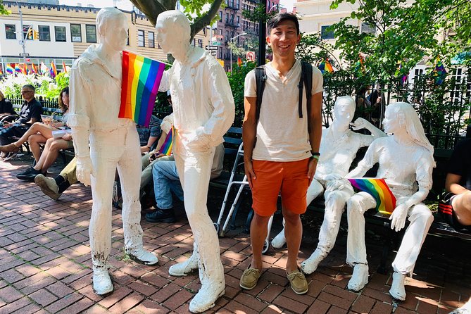 Pride Tours NYC's LGBTQ Historical Walking Tour - Julius’ and Marie’s Crisis Café: When Pride Went Into Daily Life