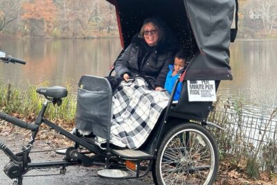 Private 2 Hour Central Park Pedicab Tour with Guide - Stop 1: The Plaza and the cinematic photo start