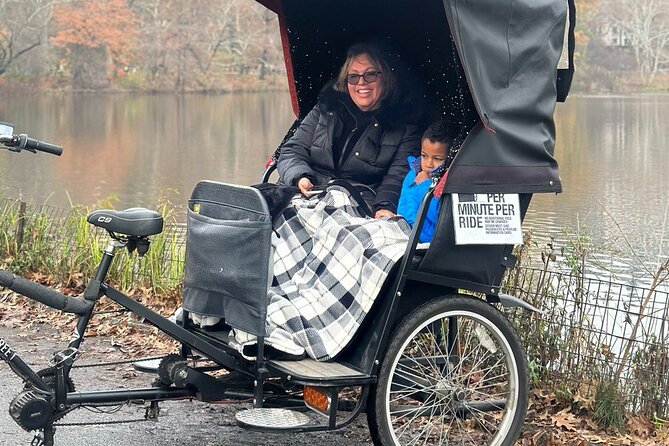 Private 2 Hour Central Park Pedicab Tour with Guide - Stop 1: The Plaza and the cinematic photo start