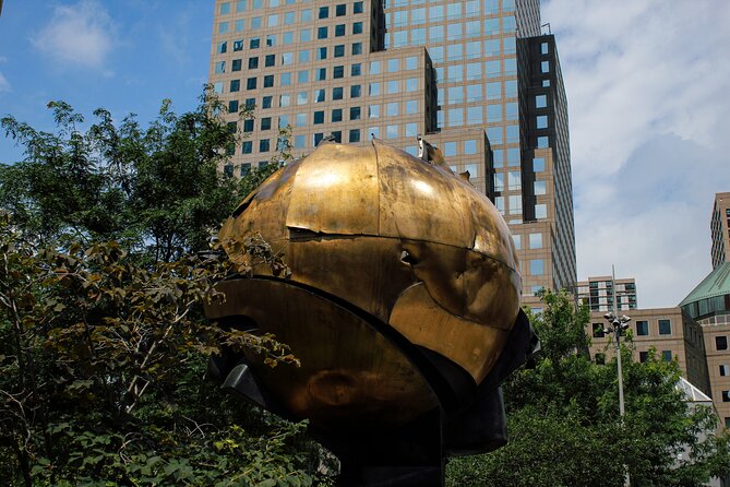 Private 9/11 Memorial and Ground Zero Tour with Museum Tickets - What makes the guide part special (and why it matters)