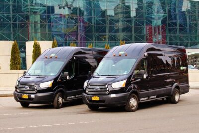 Private All Inclusive New York Transfer: Cruise Port to Airport or Manhattan - Price and value: one vehicle, one bill (no surprise math)