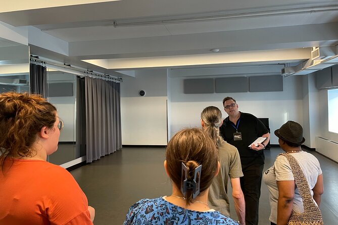 Private Broadway Studio Tour in New York City - Getting the most from a private Q&A (without derailing the tour)
