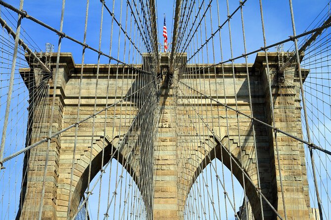 Private Brooklyn Bridge Tour with a Local - What the Tour Feels Like in Real Life: Pace, Questions, and Comfort
