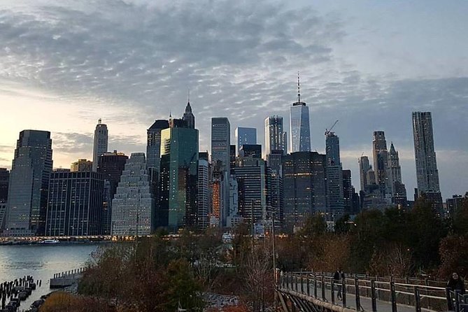 Private Brooklyn Walking Tour: Brooklyn Bridge DUMBO and Brooklyn Heights - Stop 4: Brooklyn Bridge Park waterfront views and what’s changed