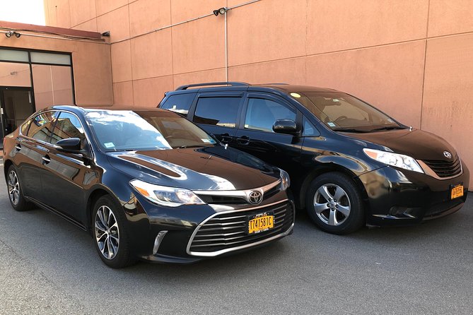 Private Departure Transfer Brooklyn to NYC Airports (JFK) (LGA) (EWR) - Brooklyn-to-Airport, without the guessing game