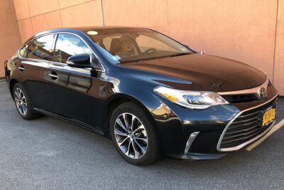 Private Departure Transfer Brooklyn to NYC Airports (JFK) (LGA) (EWR) - Vehicle size: the hidden comfort upgrade