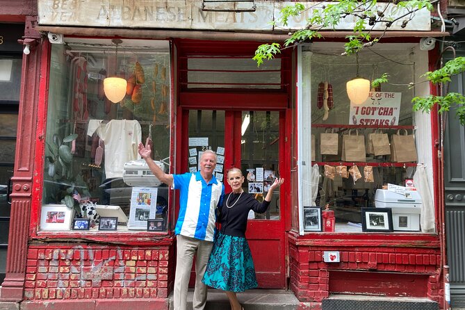 Private Marvelous Mrs. Maisel Sites Guided Tour - Stop-by-Stop: McSorley’s, Washington Square Park, Old Town, and More