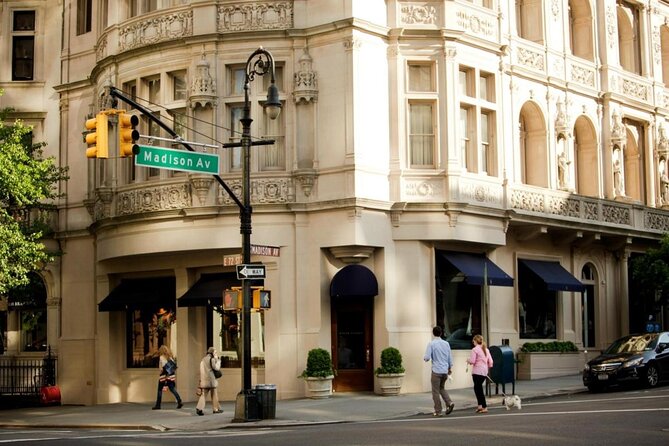 Private New York Christmas Tour with Driver and Guide - Price, Group Size, and What Actually Feels Like Value
