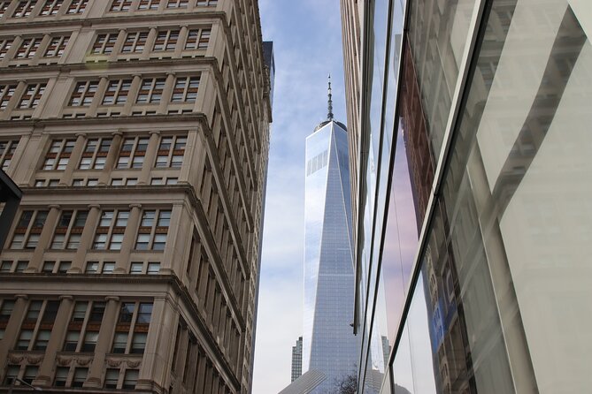 PRIVATE New York Ground Zero Always Remember Walking Tour - Meeting at Silverstein Family Park: start location and pacing