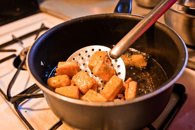 Private NYC Cooking Class: Learn to Cook Indian and Soul Food in East Harlem - The hospitality bonus: juice, chai vibes, and sharing the meal