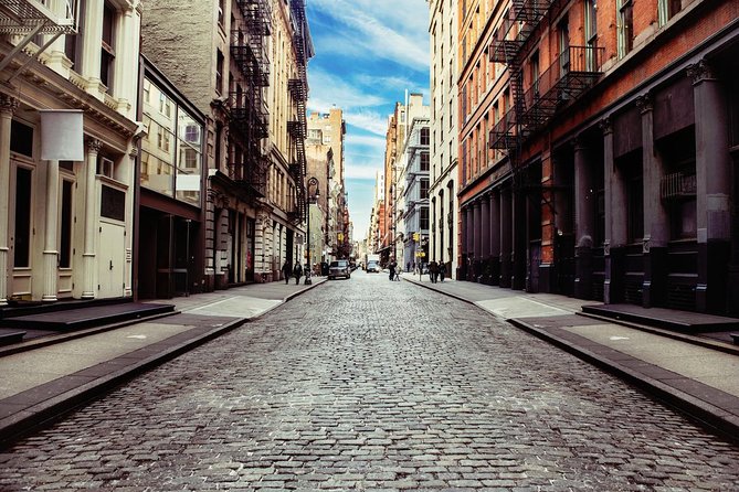 Private NYC tour by stretch limousine, choose 3 or 5-hour options - 9/11 Memorial & Museum area and the Financial District stops