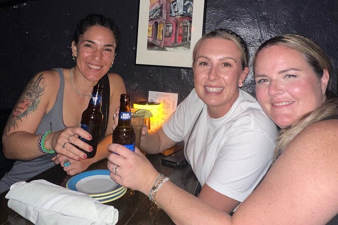 Private Pub Crawl with a Local - Meeting at Arthur’s Tavern: Your 8:30 pm Launch Pad