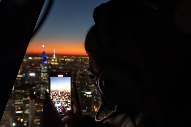 Private Romantic NYC Helicopter Scenic Charter with Champagne - Flying for Romance: Best for Couples, Proposals, and Small Groups