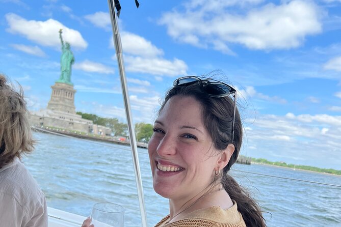 Private Sailboat Guided Tour of New York City - Why this private harbor sail feels different from land tours