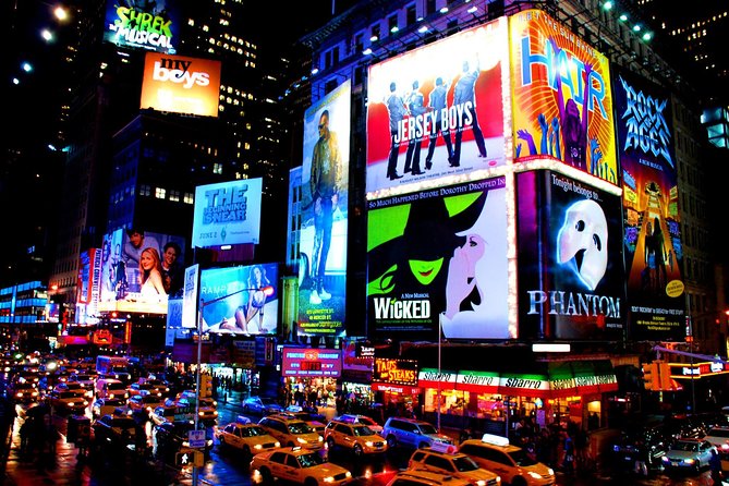 Private Theatre District Tour - Sardi’s and the Shubert Theatre: where theater people talk shop