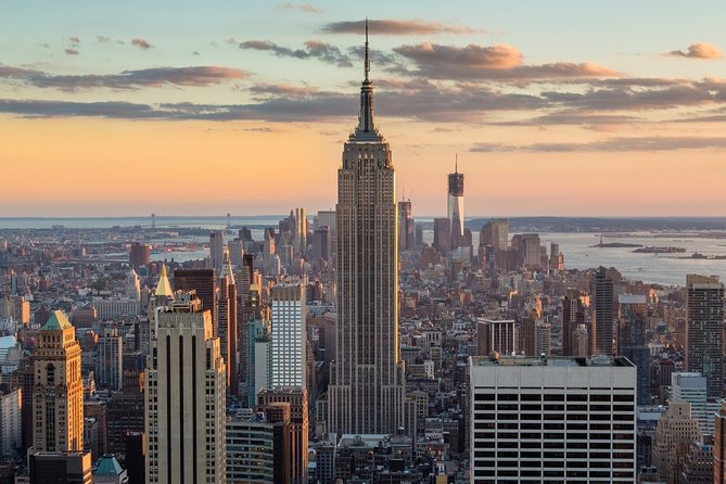 Private Transfer from Manhattan to John F. Kennedy Airport (JFK) - Pickup in Manhattan: Where Your Driver Will Find You