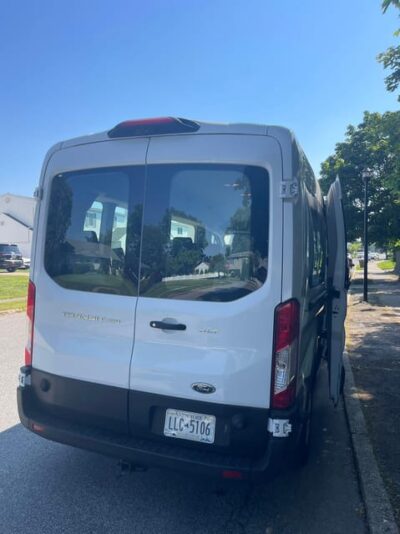 Private Transfer: Newark Airport to Manhattan Up to 10pax - From landing to lobby: how this transfer plays out