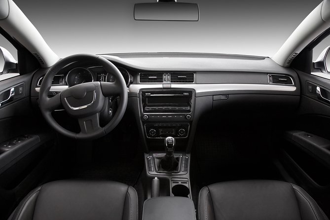 Private Transfer to New York Airport (JFK)(LGA) - Riding in an air-conditioned private vehicle (and why it matters)