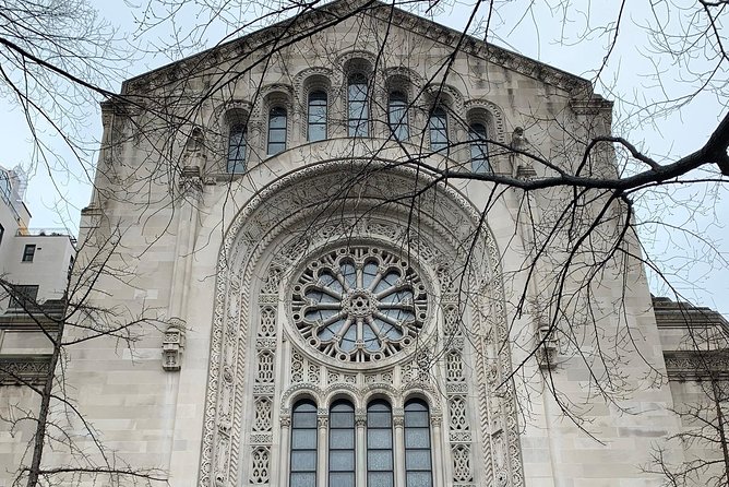 Private Walking Tour: 5th Avenue and the Gilded Age Mansions - Grand Army Plaza: how 5th Avenue became the premier address