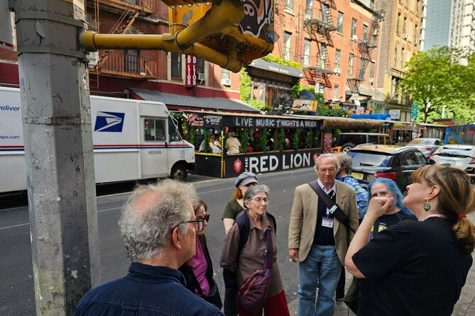 Private Walking Tour: Footsteps of Dylan and Springsteen - The Bitter End: how early fame gets built