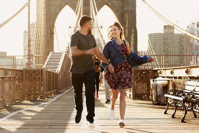 Professional Photoshoot at Brooklyn Bridge in New York - Stop-by-stop: Brooklyn for warm-up photos that look natural